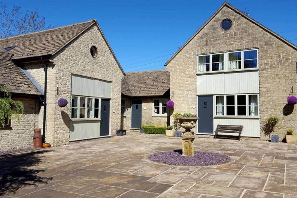 Sherbourne Cottage, Seven Springs Cottages Cheltenham Eksteriør billede